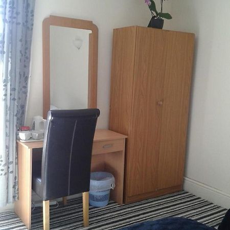 Amber Guesthouse Дерби Номер фото