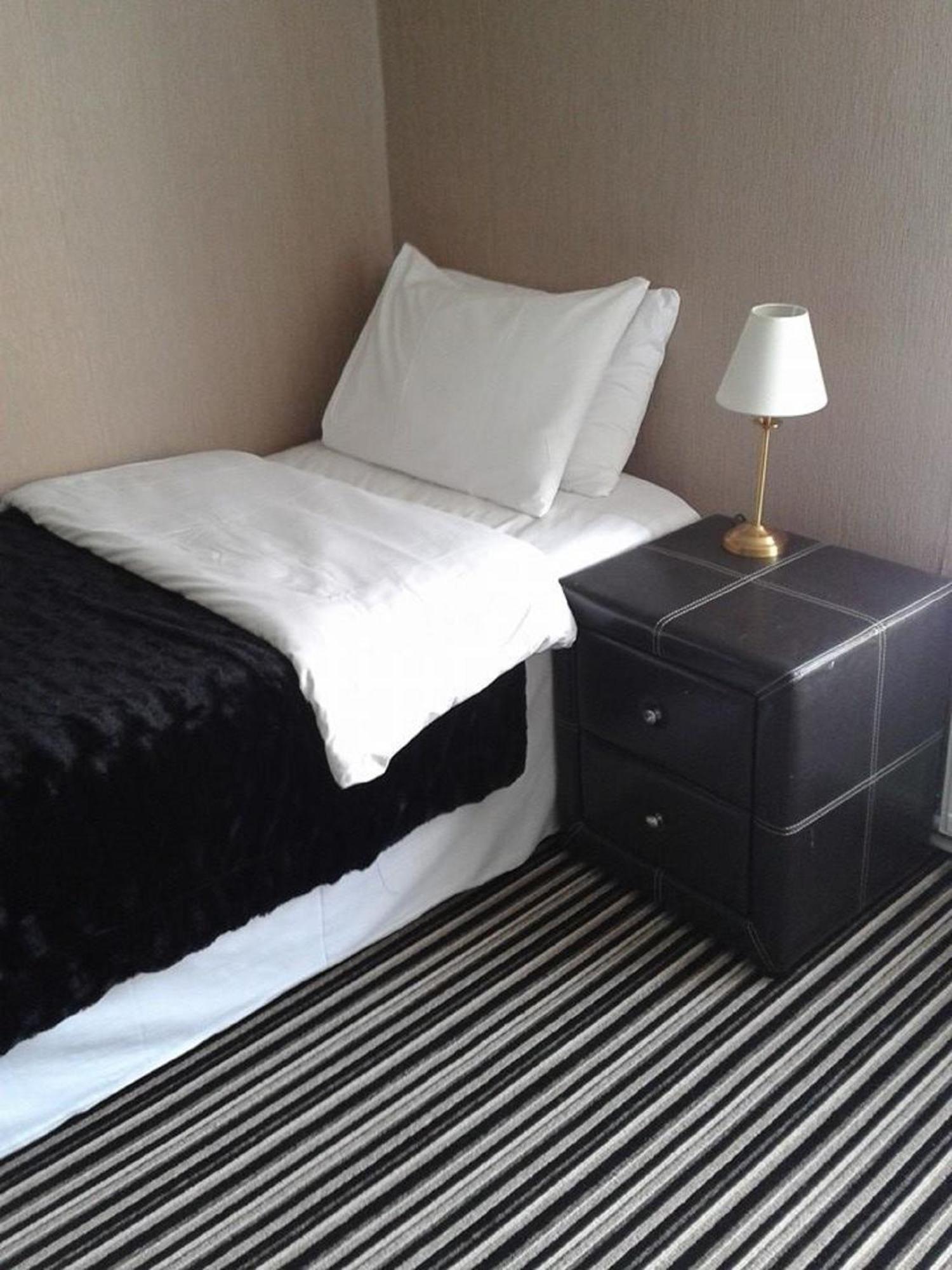 Amber Guesthouse Дерби Номер фото