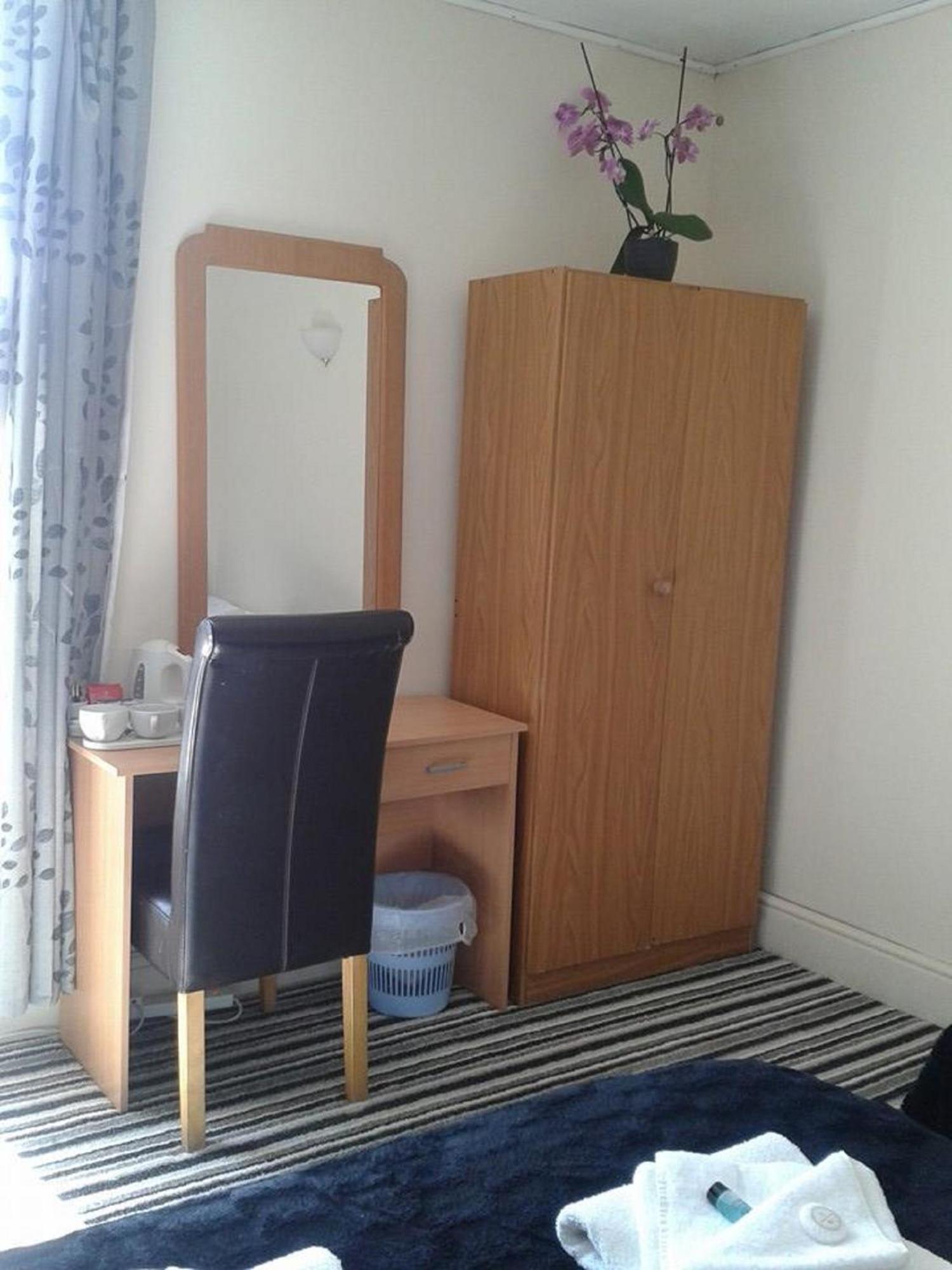 Amber Guesthouse Дерби Номер фото